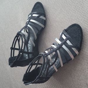 New York Transit wedge shoes